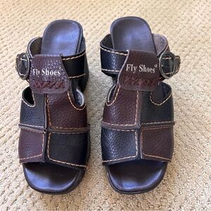 Fly Shoes Brown Pebbled Leather Sandals Women’s Size 38
